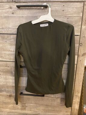 MY Outfit Online Dark Grey/ Olive Long Sleeve Crewneck Top